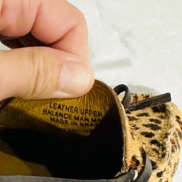 Eddie Bauer leopard print faux fur kitten heel leather pointy toed shoes w bow - Picture 15 of 15